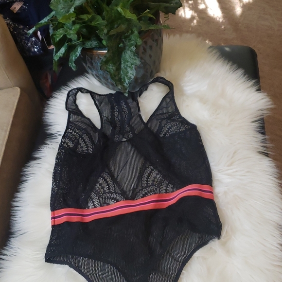 NWOT V.S.BODY SUIT - Picture 2 of 3